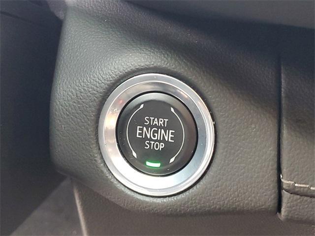 Photo of 2023 Summit White Buick Envision
