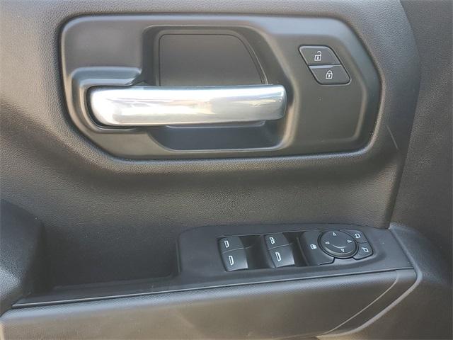 Photo of 2021 Black Chevrolet Silverado 1500