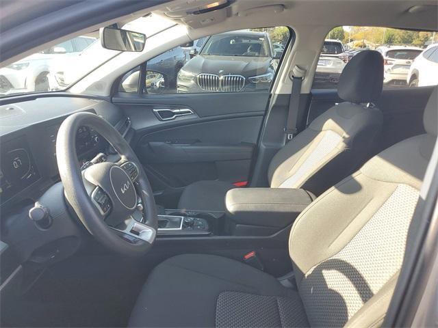 Photo of 2023 Steel Gray Kia Sportage