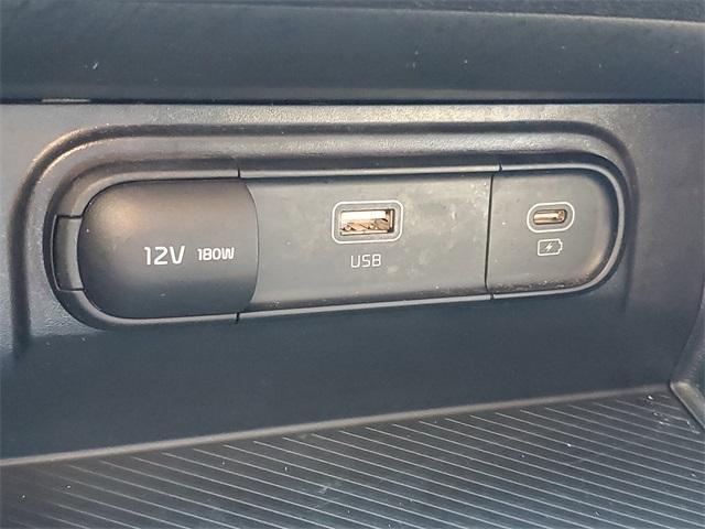 Photo of 2023 Steel Gray Kia Sportage