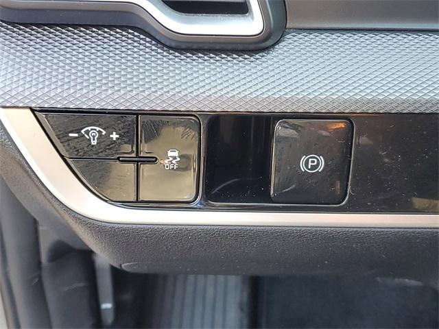 Photo of 2023 Steel Gray Kia Sportage