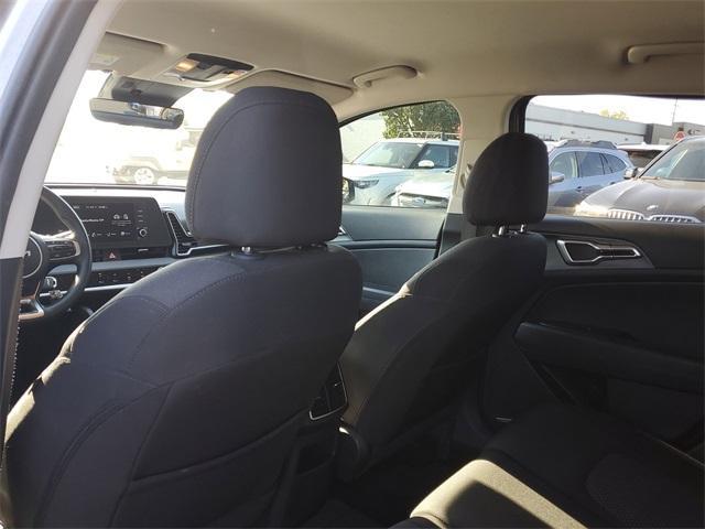 Photo of 2023 Steel Gray Kia Sportage