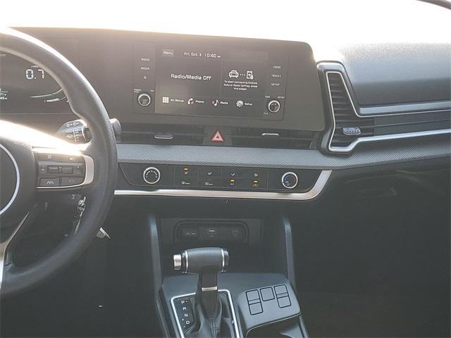 Photo of 2023 Steel Gray Kia Sportage