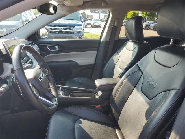 Photo of 2022 Granite Crystal Clearcoat Metallic Jeep Compass
