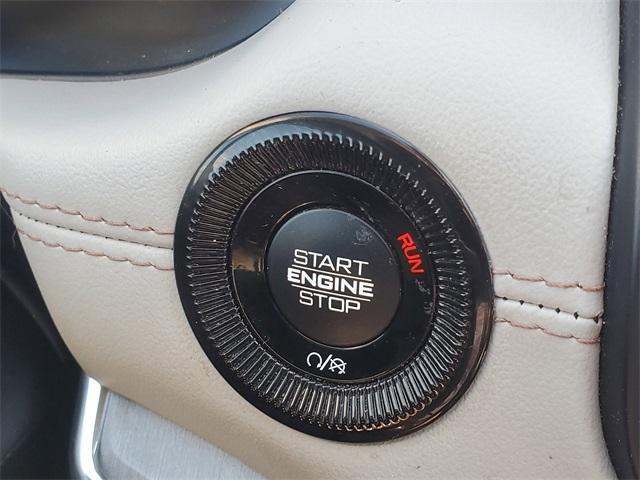 Photo of 2022 Granite Crystal Clearcoat Metallic Jeep Compass