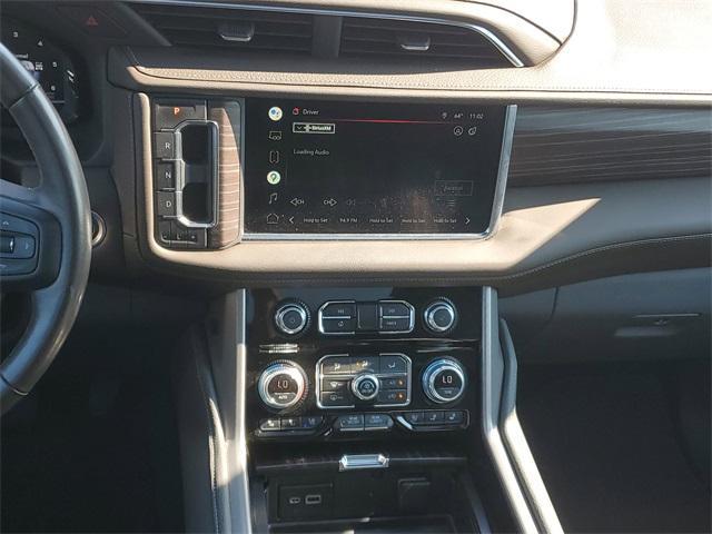 Photo of 2022 White Frost Tri-Coat GMC Yukon