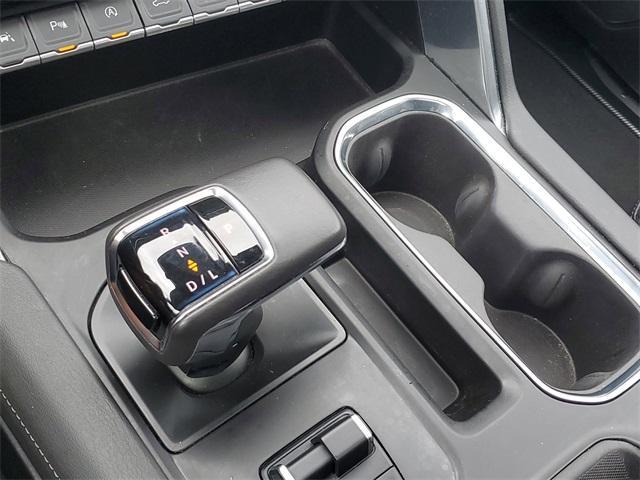 Photo of 2022 White Frost Tri-Coat GMC Sierra 1500