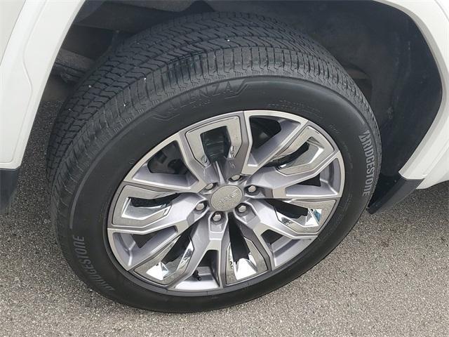 Photo of 2022 White Frost Tri-Coat GMC Sierra 1500