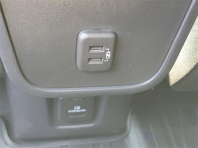 Photo of 2020 Summit White GMC Terrain