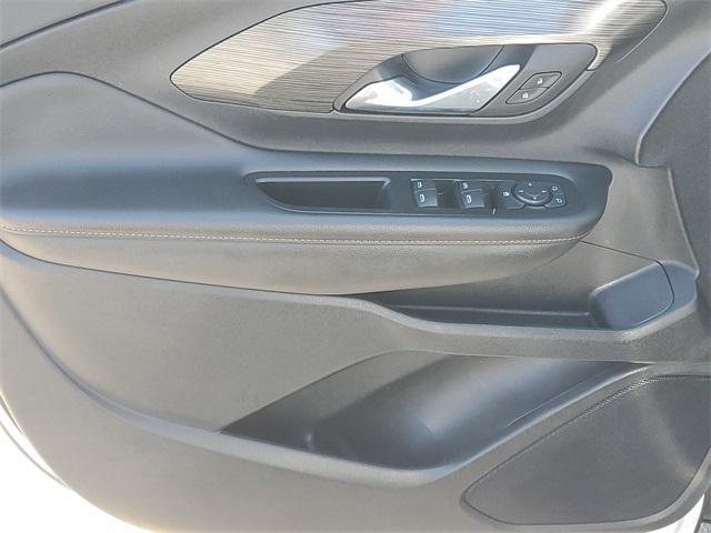 Photo of 2020 Summit White GMC Terrain