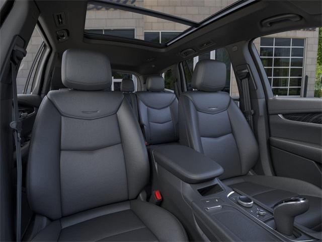 Photo of 2025 Silver Metallic Cadillac XT6