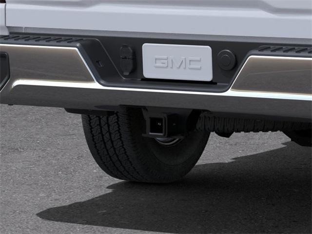 Photo of 2025 Summit White GMC Sierra 2500