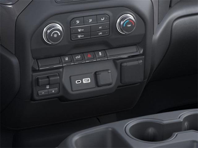 Photo of 2025 Summit White GMC Sierra 2500