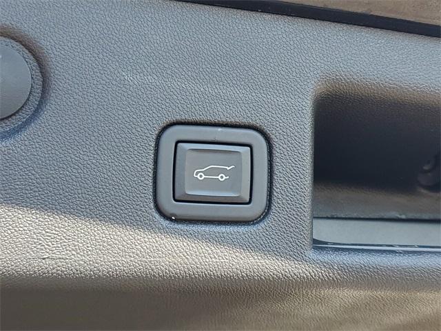 Photo of 2024 Mosaic Black Metallic Chevrolet Equinox