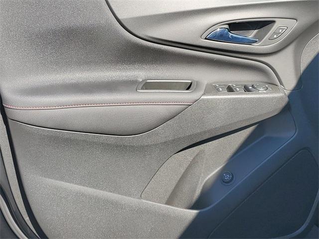 Photo of 2024 Mosaic Black Metallic Chevrolet Equinox