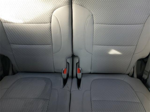 Photo of 2023 Summit White GMC Acadia