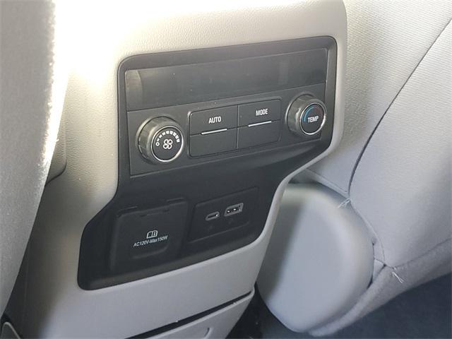 Photo of 2023 Summit White GMC Acadia