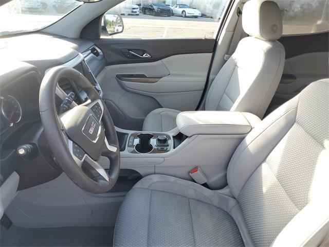 Photo of 2023 Summit White GMC Acadia