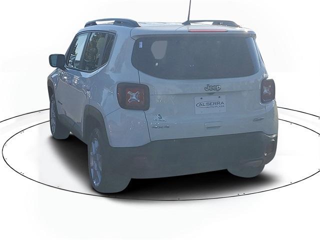 Photo of 2022 Alpine White Clearcoat Jeep Renegade
