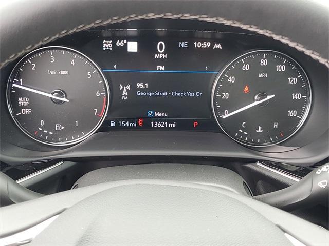 Photo of 2021 Summit White Buick Envision