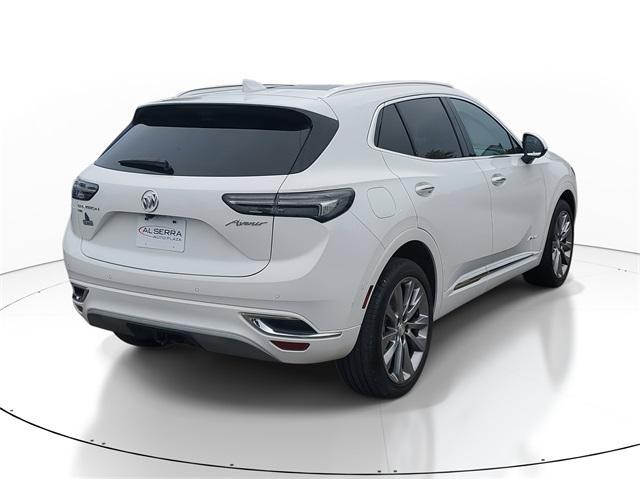 Photo of 2021 Summit White Buick Envision