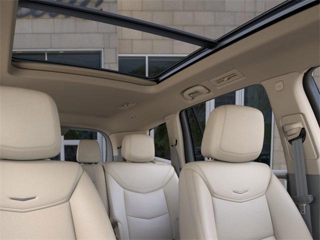 Photo of 2025 Crystal White Tri-Coat Cadillac XT6