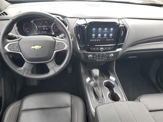 Photo of 2023 Northsky Blue Metallic Chevrolet Traverse