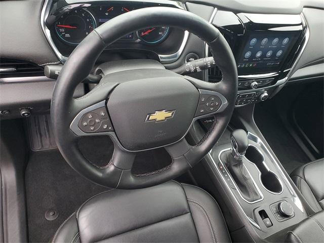 Photo of 2023 Northsky Blue Metallic Chevrolet Traverse