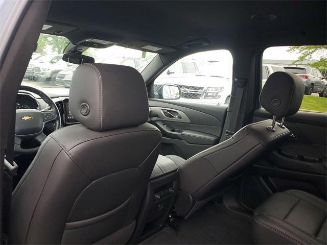 Photo of 2023 Northsky Blue Metallic Chevrolet Traverse
