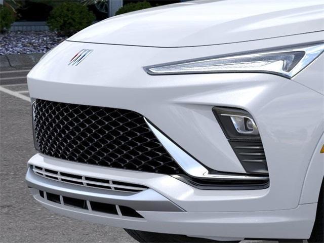 Photo of 2025 White Frost Tri-Coat Buick Envista