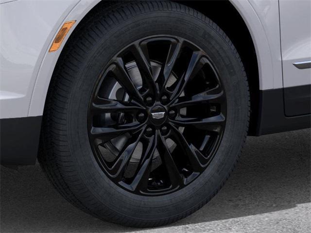 Photo of 2025 Crystal White Tri-Coat Cadillac XT5
