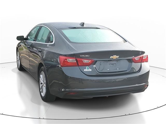 Photo of 2017 Nightfall Gray Metallic Chevrolet Malibu
