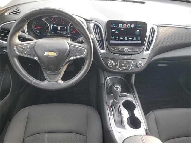 Photo of 2017 Nightfall Gray Metallic Chevrolet Malibu