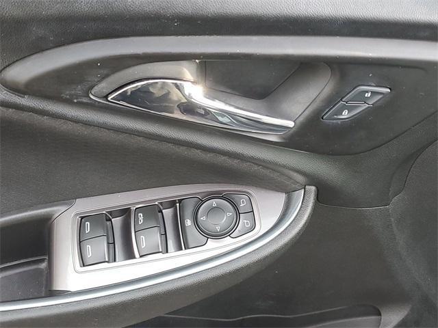 Photo of 2017 Nightfall Gray Metallic Chevrolet Malibu