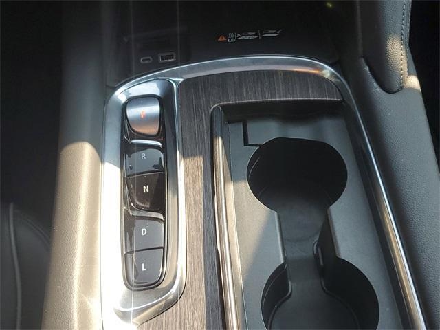 Photo of 2022 White Frost Tri-Coat Buick Enclave