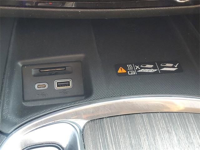 Photo of 2022 White Frost Tri-Coat Buick Enclave