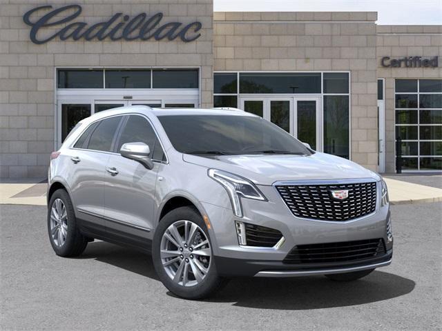 Photo of 2025 Silver Metallic Cadillac XT5