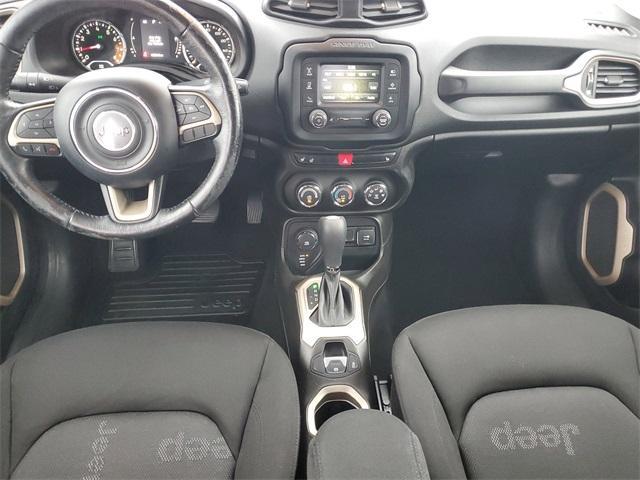 Photo of 2017 Omaha Orange Jeep Renegade