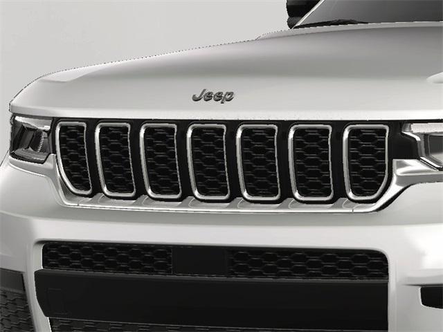 Photo of 2025 Bright White Clearcoat Jeep Grand Cherokee L