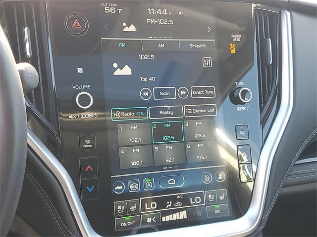 Photo of 2023 Ice Silver Metallic Subaru Outback