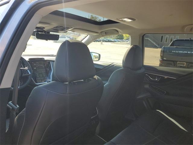 Photo of 2023 Ice Silver Metallic Subaru Outback