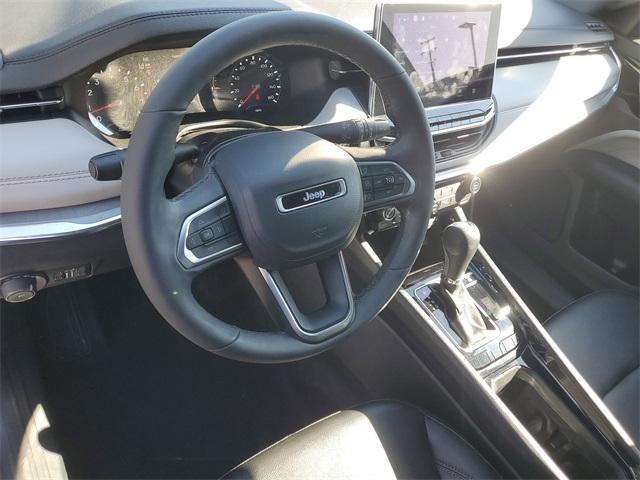 Photo of 2024 Bright White Clearcoat Jeep Compass