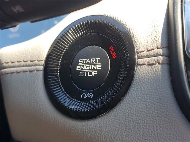 Photo of 2024 Bright White Clearcoat Jeep Compass