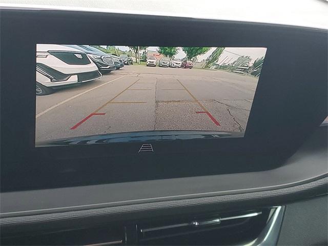 Photo of 2024 Summit White Buick Envista