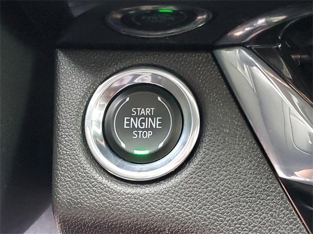 Photo of 2024 Summit White Buick Envista