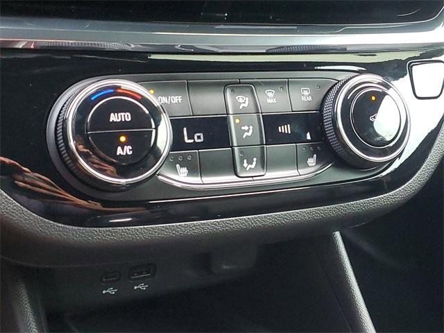 Photo of 2024 Summit White Buick Envista