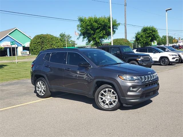 Photo of 2022 Granite Crystal Clearcoat Metallic Jeep Compass
