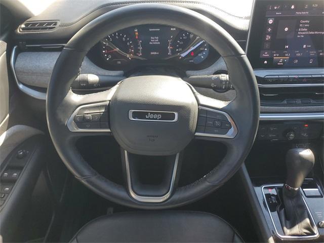 Photo of 2022 Granite Crystal Clearcoat Metallic Jeep Compass