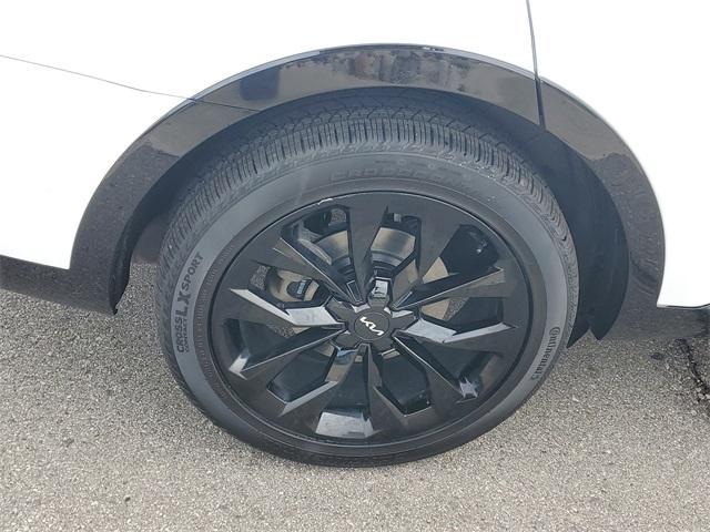 Photo of 2022 Glacial White Pearl Kia Sorento