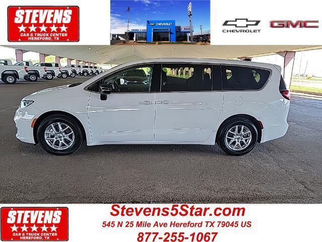 2024 Chrysler Pacifica